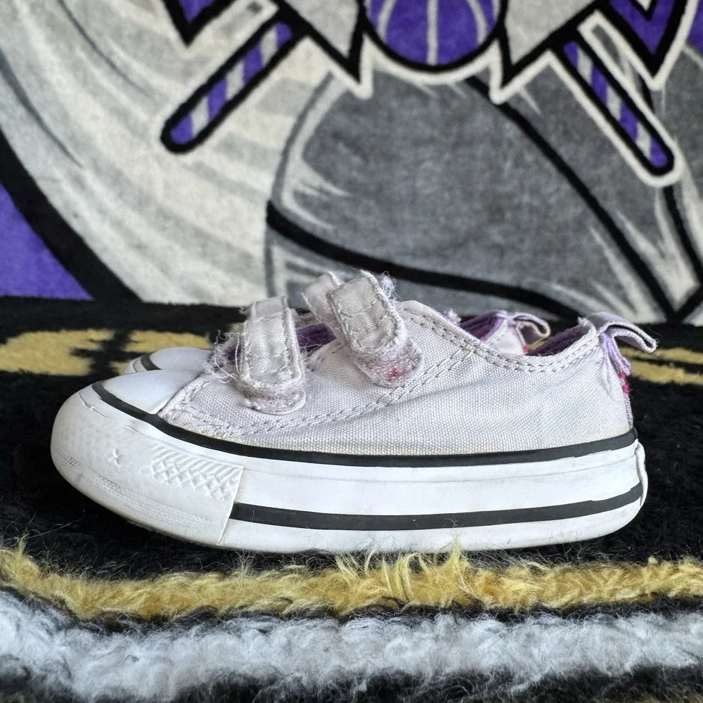Size 4c - CONVERSE CTAS2v OX 772939F Pale Amethyst/pixel Purple Infant